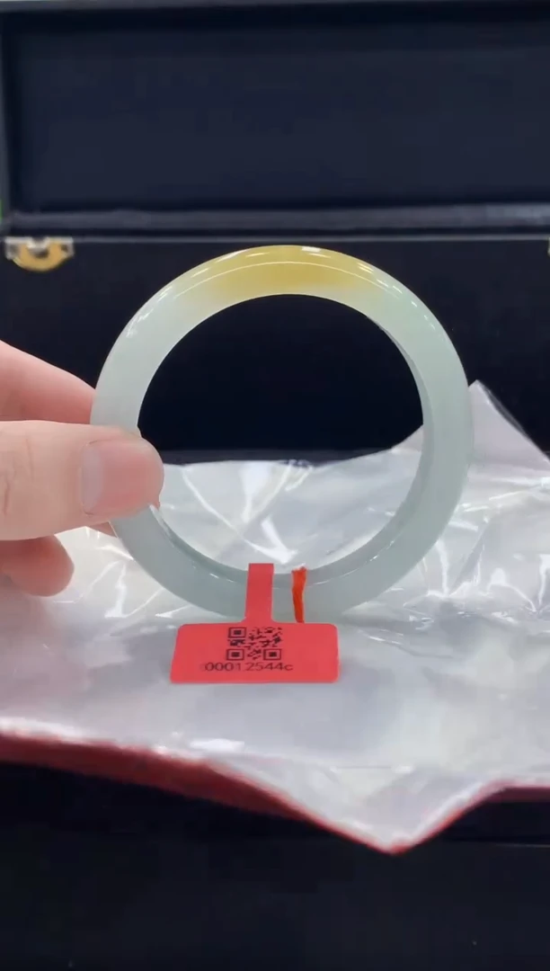 未镶嵌手镯翡翠翡翠手镯