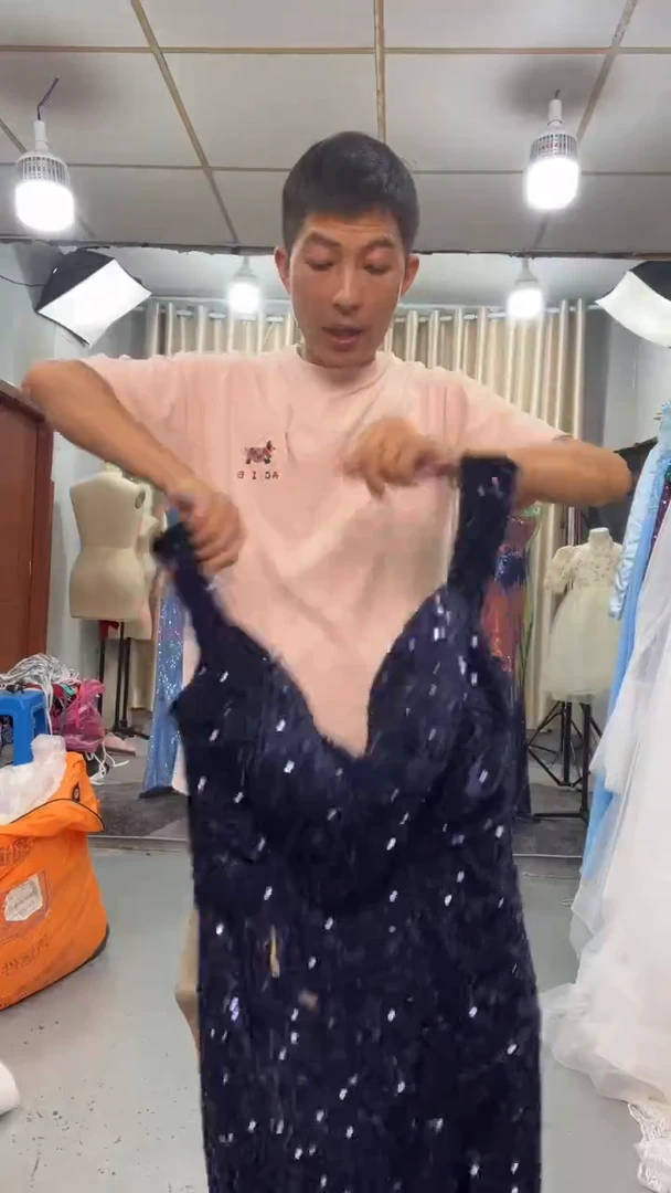 二蛋礼服-直播间