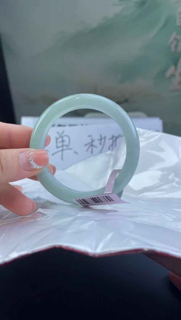 翡翠手镯未镶嵌4翡翠手镯