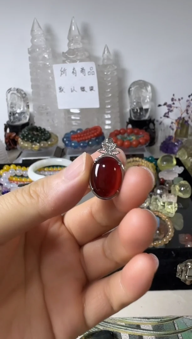 琥珀颈饰未镶嵌44矿坑