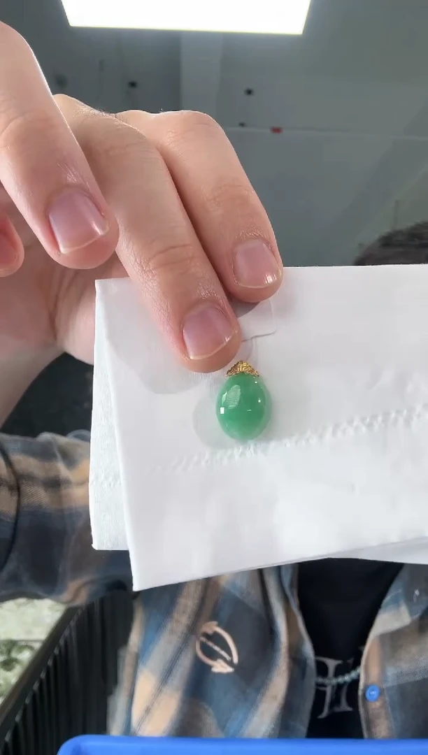 吊坠(不含链)18K金镶嵌翡翠蛋面吊坠