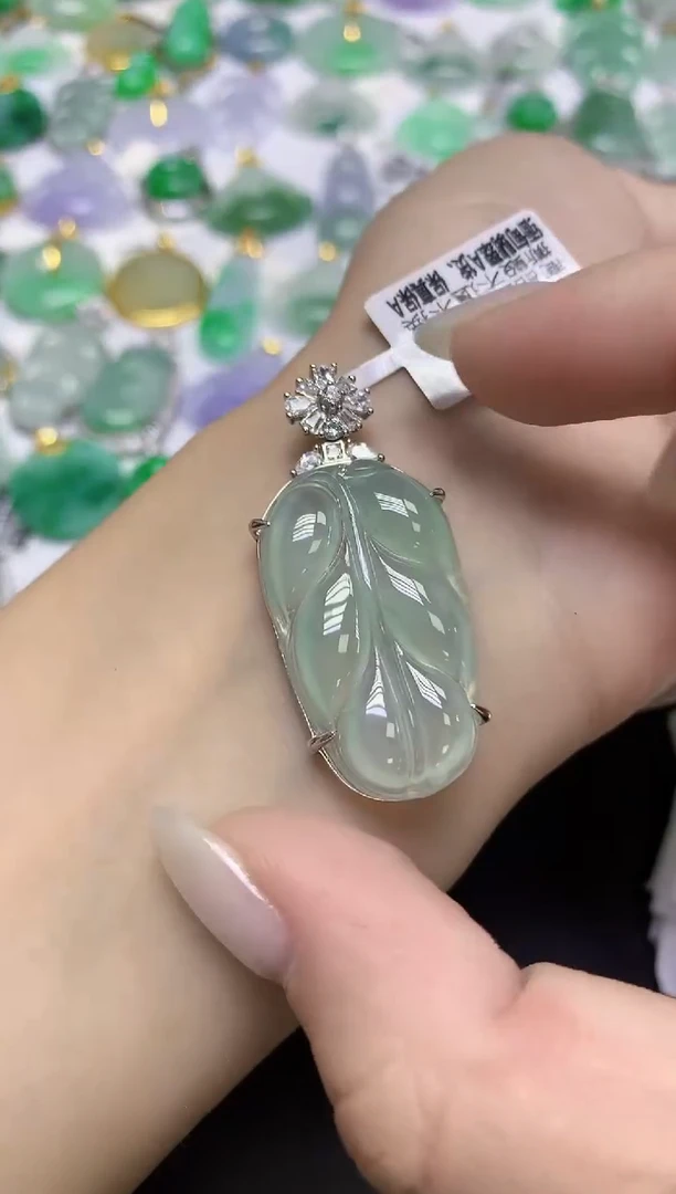 颈饰未镶嵌翡翠天然缅甸翡翠A货多样性发一件