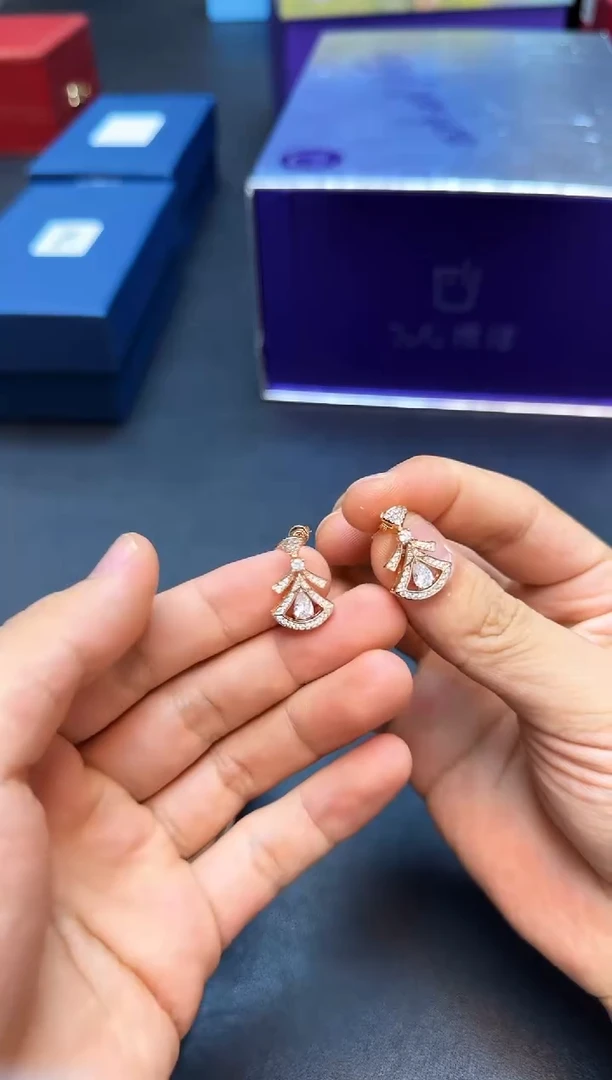 瓷片全新正品一件不留@@WE1261