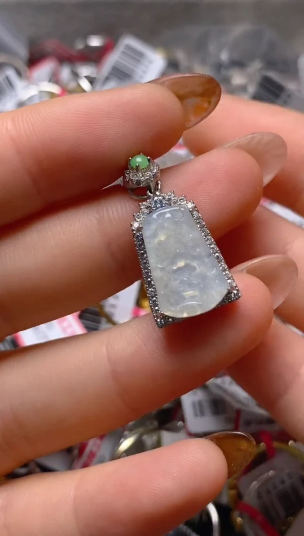 银S925镶嵌戒指翡翠百内无证书