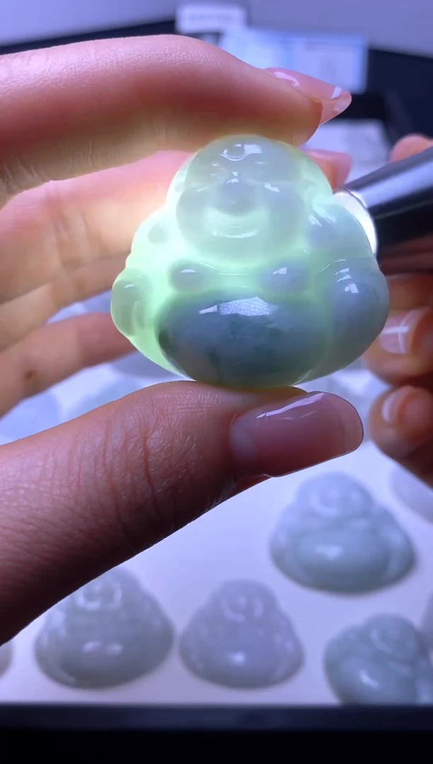 颈饰未镶嵌翡翠A