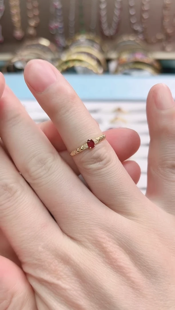 【闪购商品】红宝石戒指18K金镶嵌.
