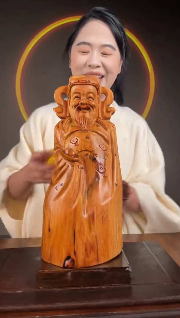 柏木（崖柏）手工摆件,先抢先得! 编号:211