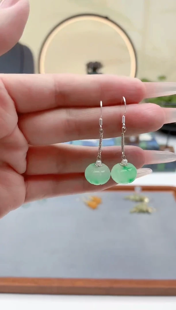 未镶嵌石英质玉（非洲翠）耳饰00南瓜飘花绿色