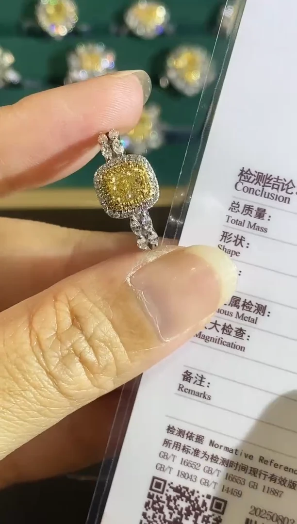 18K金镶嵌戒指钻石62