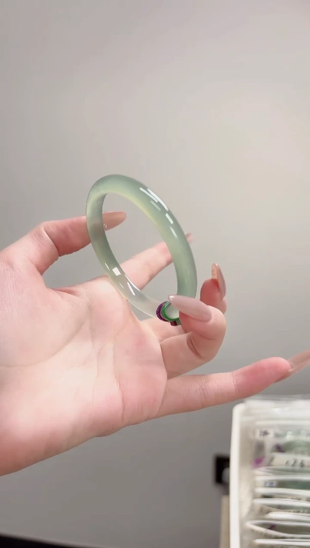 手镯玛瑙/玉髓未镶嵌57-58窄条