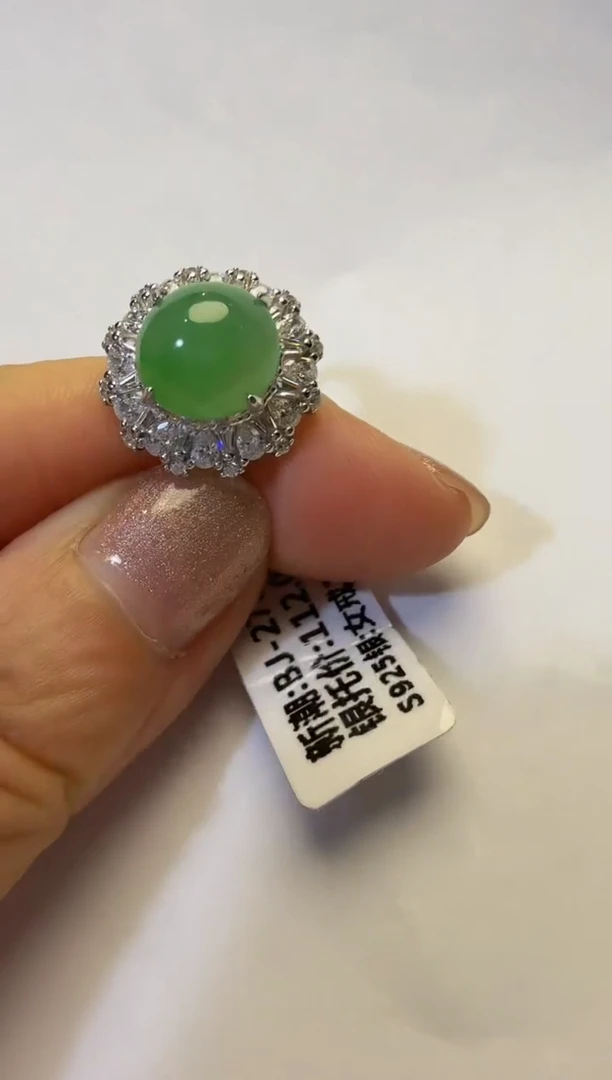 银S925镶嵌戒指翡翠925银镶缅甸A货翡翠戒指
