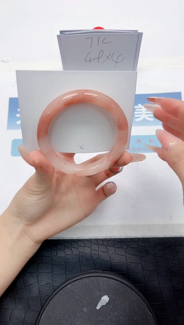 【闪购商品】石英质玉手镯未镶嵌G121-56