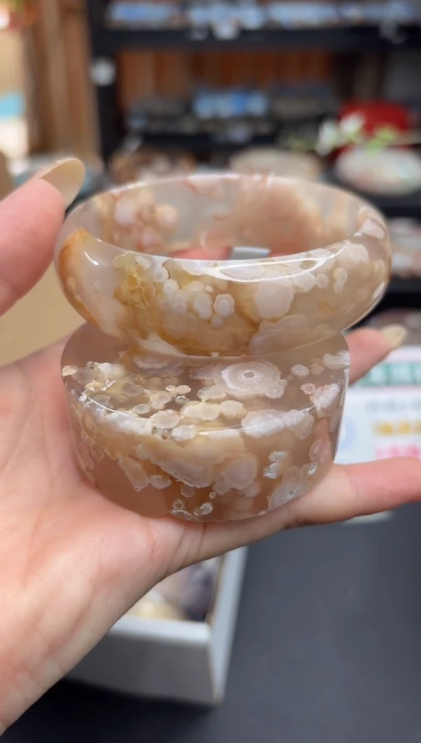 未镶嵌手镯石英质玉A201(63圈赠送镯心)