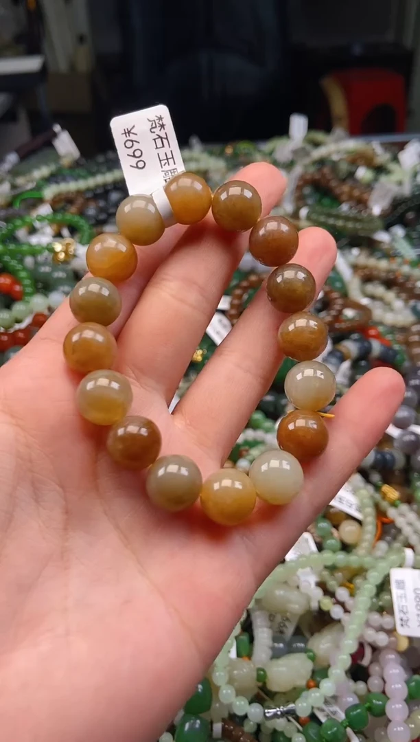 和田玉未镶嵌颈饰1