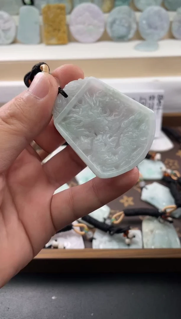 颈饰未镶嵌翡翠25/11/17/.49