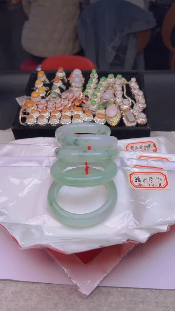 未镶嵌手镯翡翠手镯01