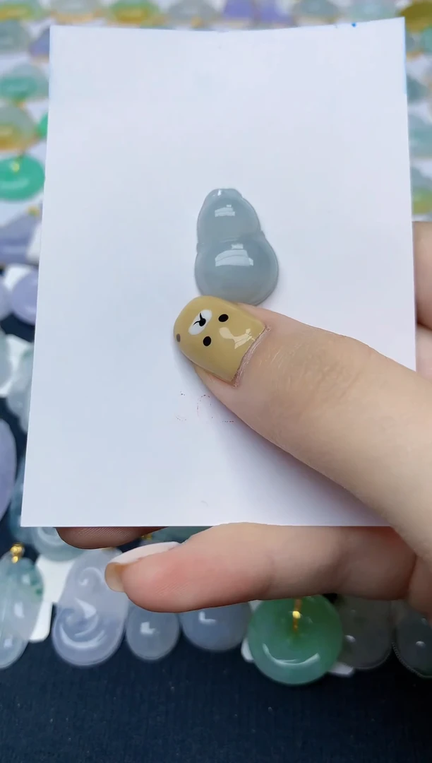 翡翠未镶嵌颈饰 天然翡翠A货