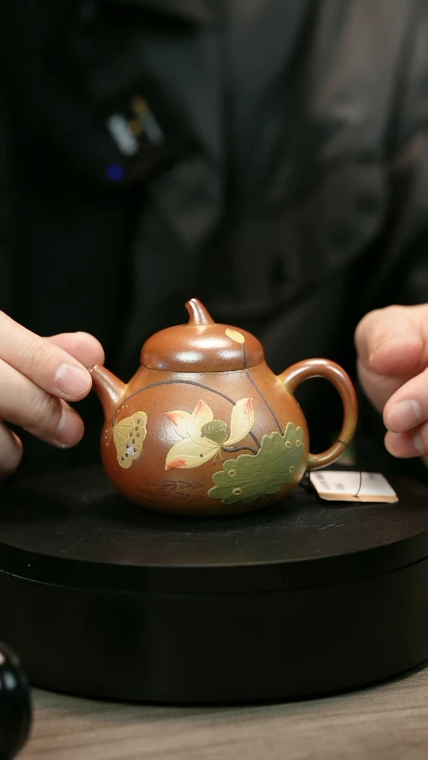 茶壶紫砂钟**事H2435李小琴堆绘莲花茄瓜