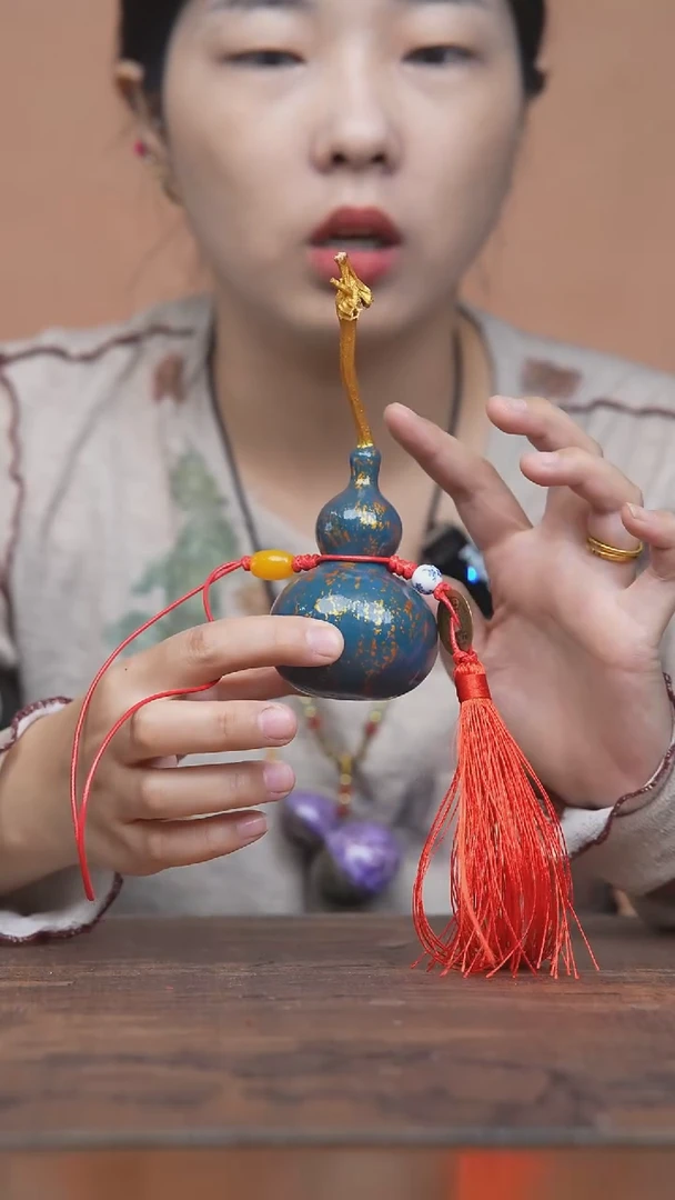 218号--------大漆小葫芦挂件