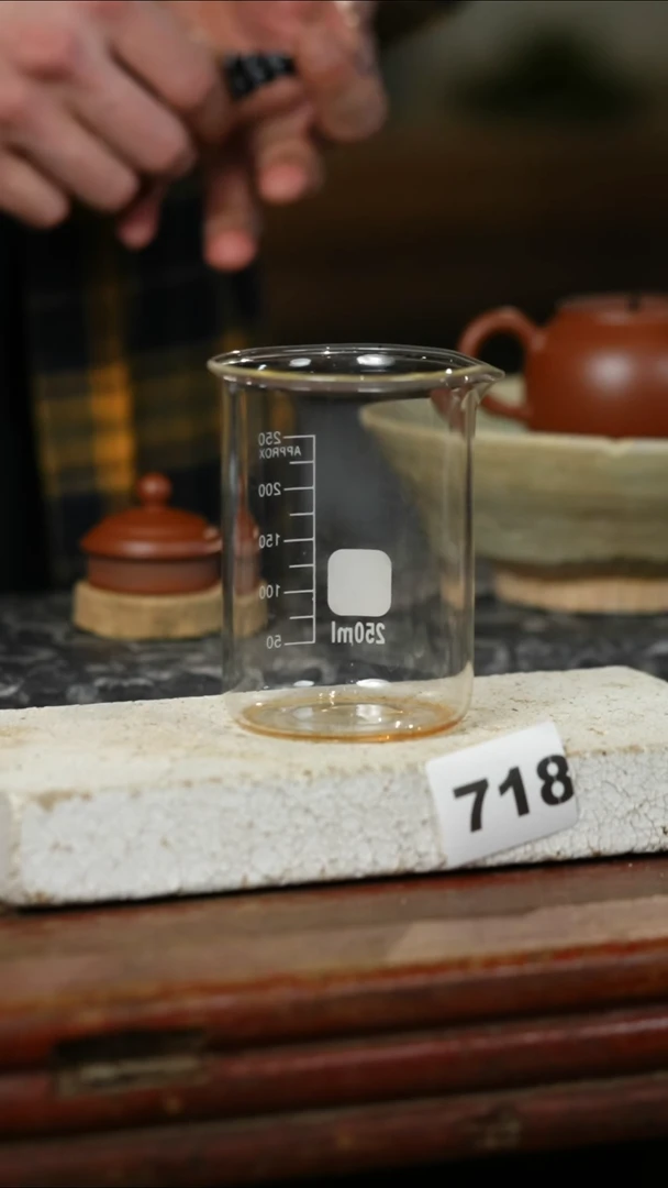 瓷片M****部标题标题标题标题