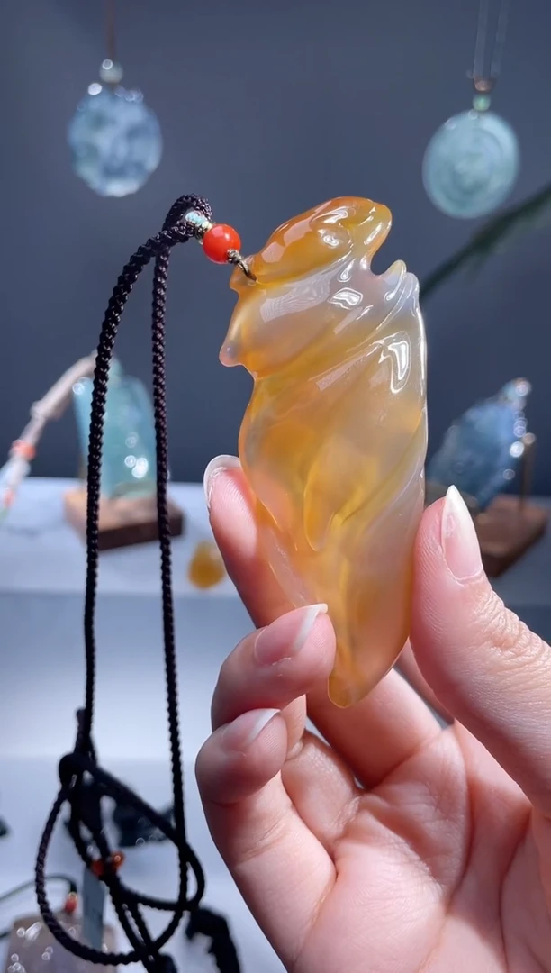 玛瑙/玉髓颈饰未镶嵌捯****圈随形