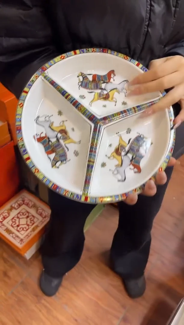 杯鸿辉家品牌瓷器，京东包邮！