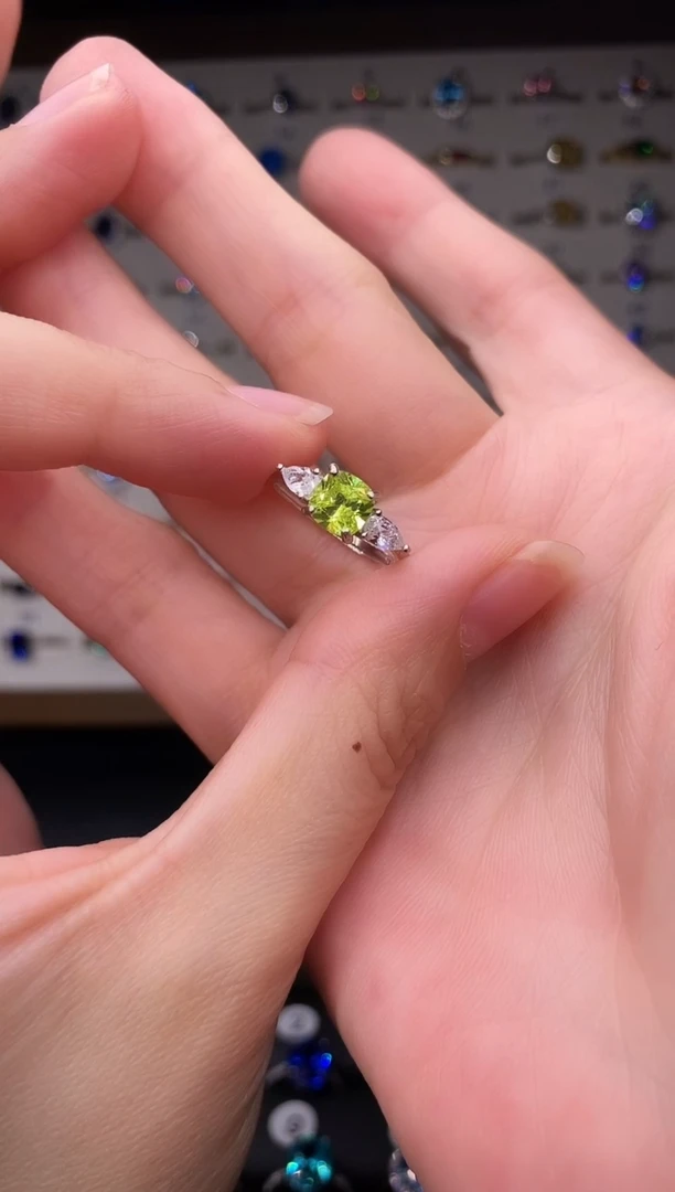 1克拉橄榄石（处理）欧美风戒指