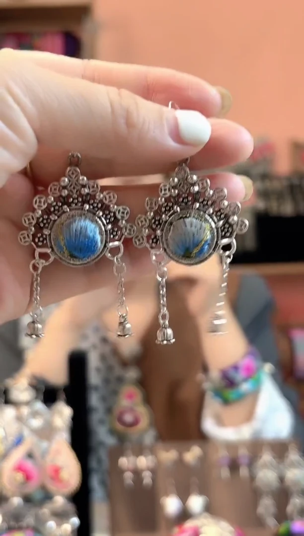 织绣艺枝独绣手工饰品67**