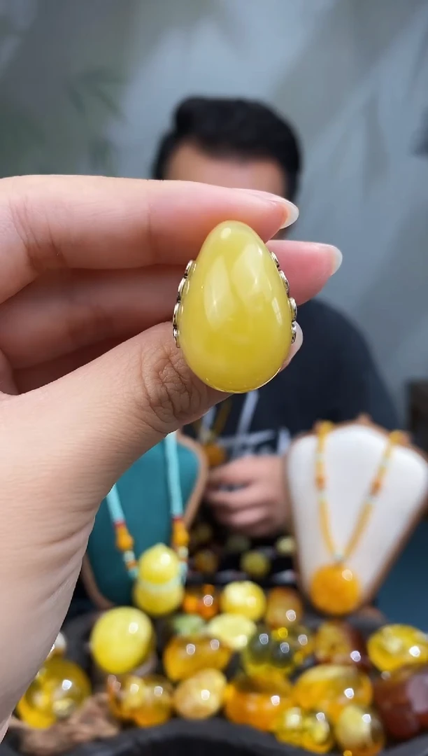 裸石琥珀未镶嵌基地发货 一物一证 顺丰包邮