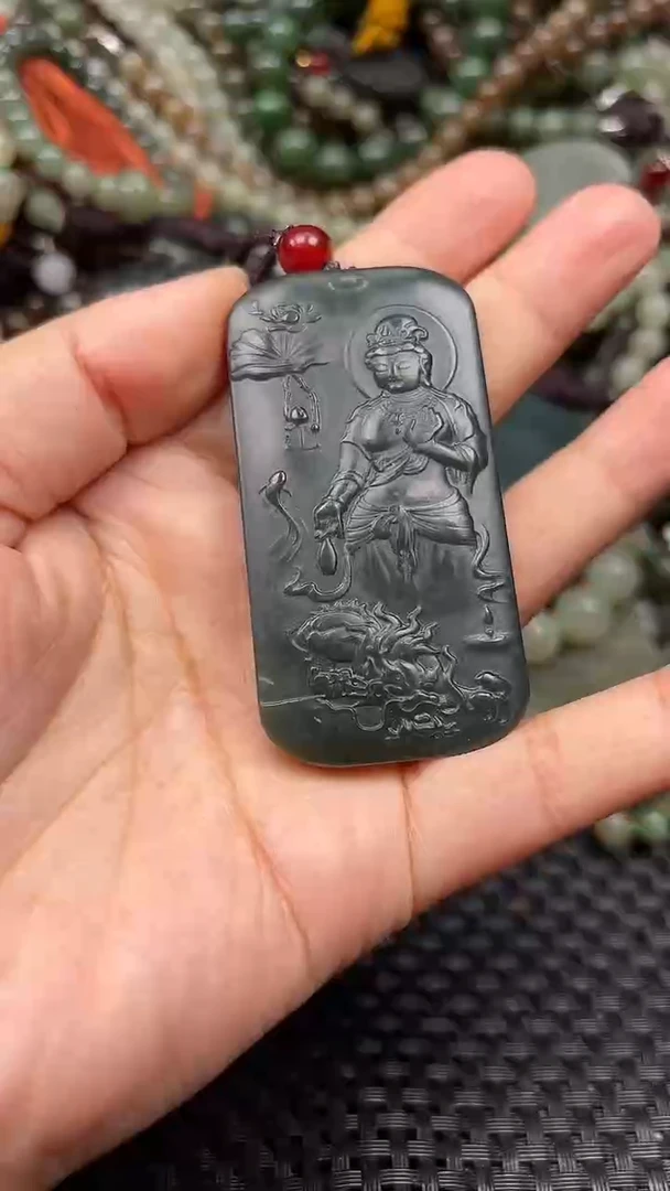 颈饰未镶嵌和田玉1