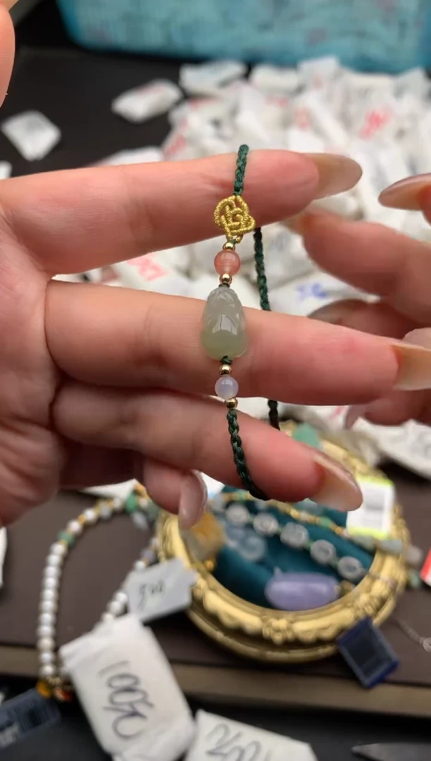 【闪购商品】翡翠手绳未镶嵌  一