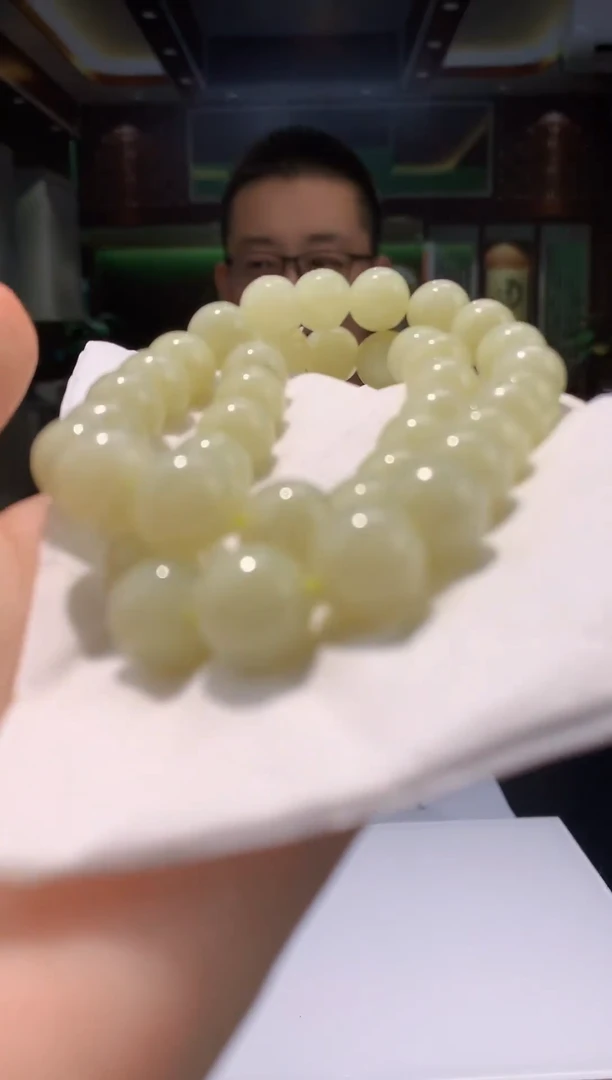 定制和田玉玉润东方天然和田玉（多样性发其一）