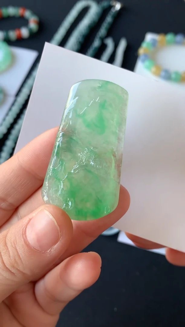 定制翡翠未镶嵌1052889068