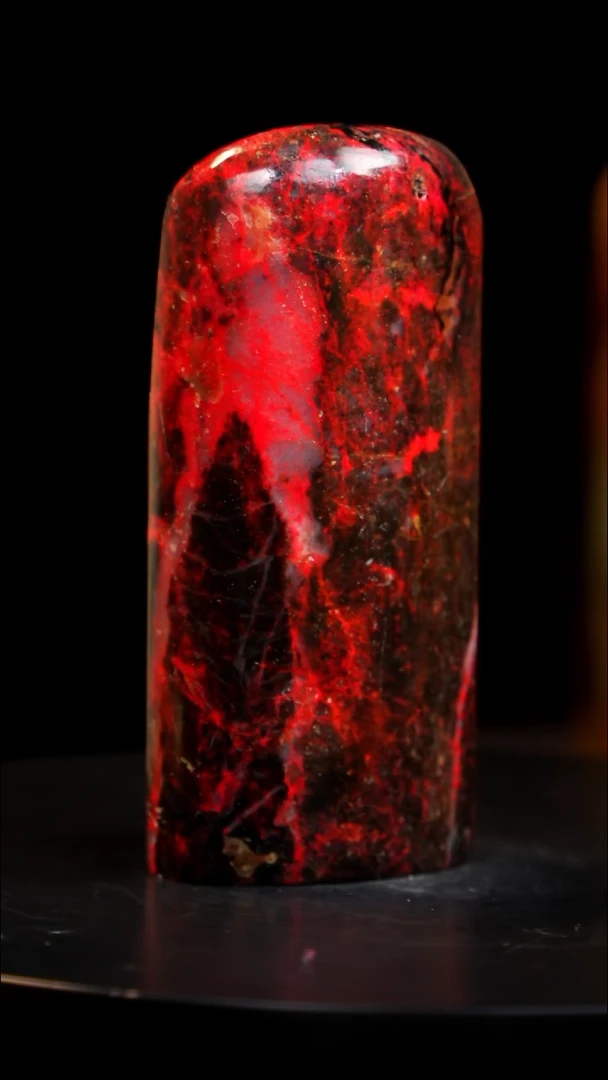 鸡血石黑牛角鸡血石旬阳