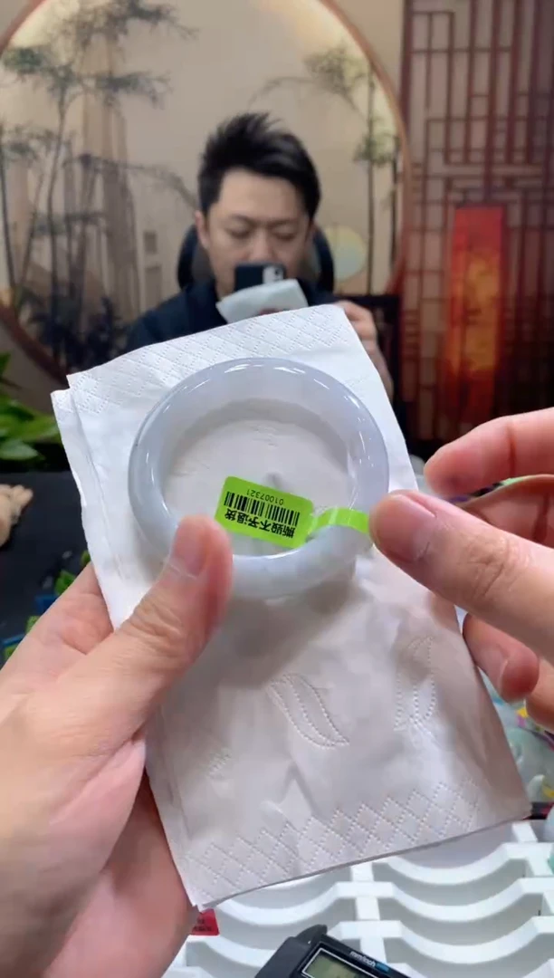 未镶嵌手镯翡翠000089005