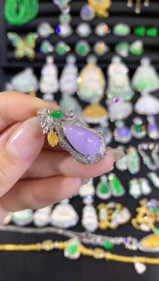 吊坠(不含链)18K金镶嵌翡翠32-豆子