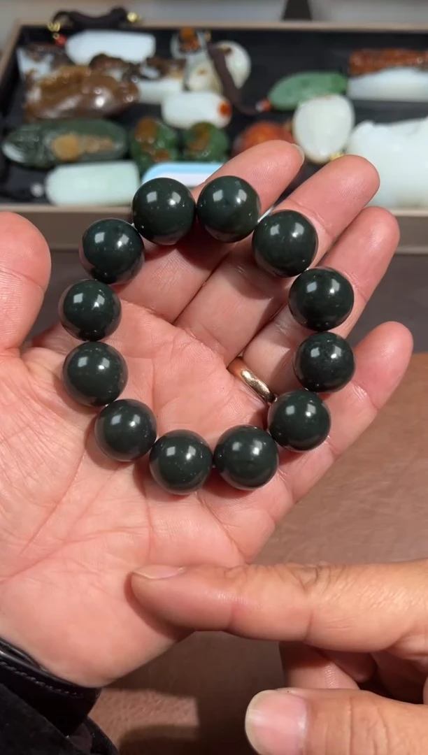 未镶嵌和田玉把件管和田玉