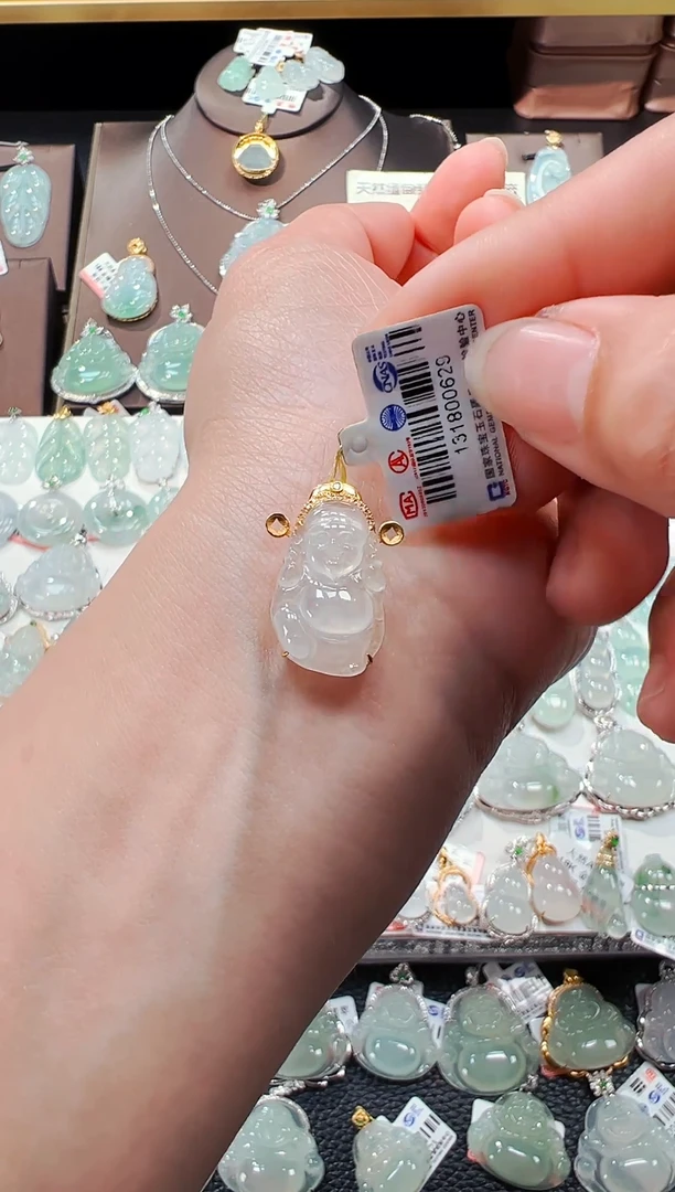 【闪购商品】翡翠吊坠(不含链)18K金镶嵌财神爷吊坠629