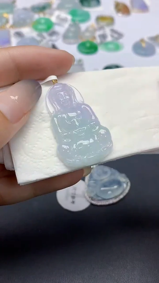 翡翠18K金镶嵌颈饰天然缅甸a货翡翠