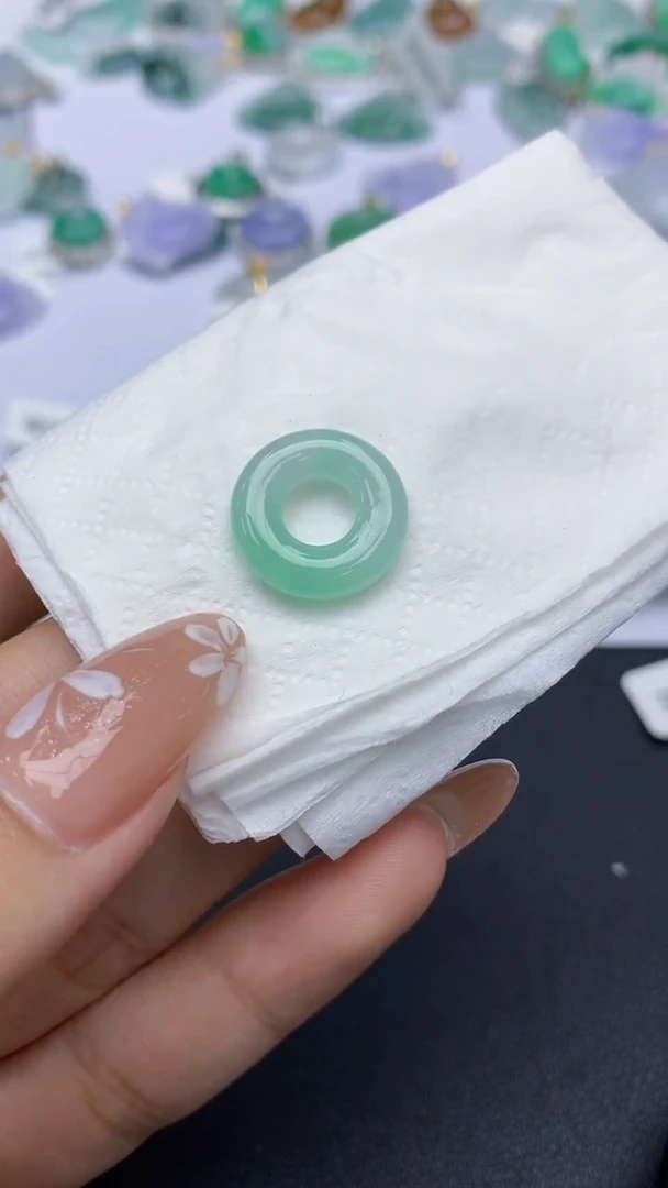 颈饰未镶嵌翡翠天然缅甸a货翡翠百元以上9元证书费自理