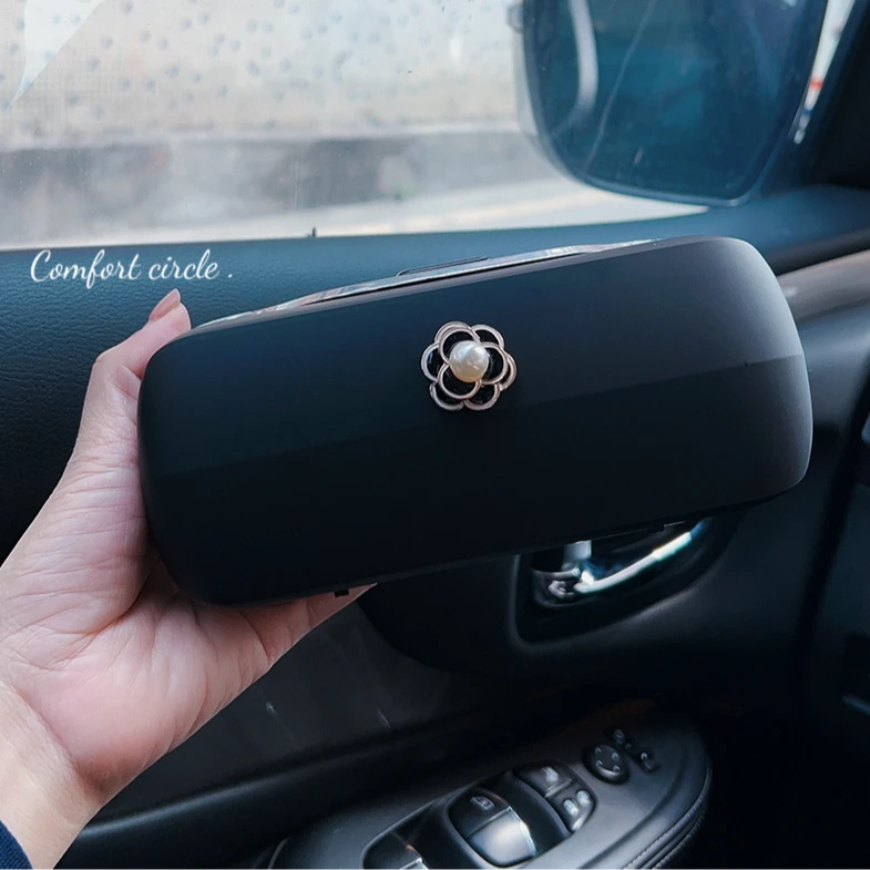 新款车载眼镜夹汽车遮阳板收纳神器车内多功能墨镜盒架车用收纳盒