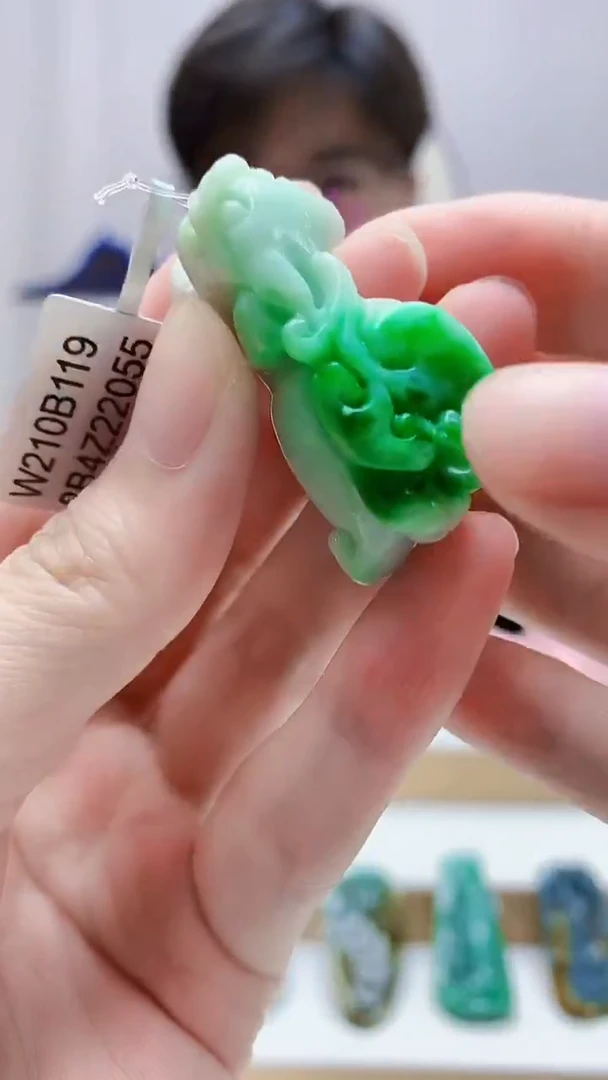 未镶嵌定制翡翠4688zm-毛货挂件14