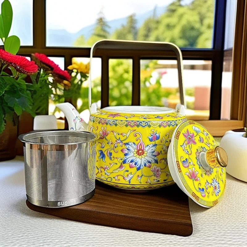 ZY-DP-A11帝王黄缠枝莲提梁壶/高16厘米宽17厘米/仅有一件