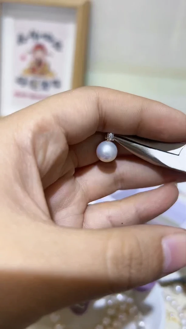 【闪购商品】淡水珍珠吊坠银S925镶嵌40淡水珍珠52