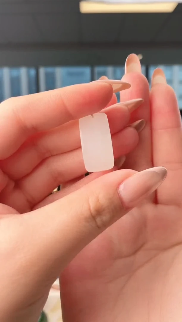 颈饰未镶嵌和田玉无事牌