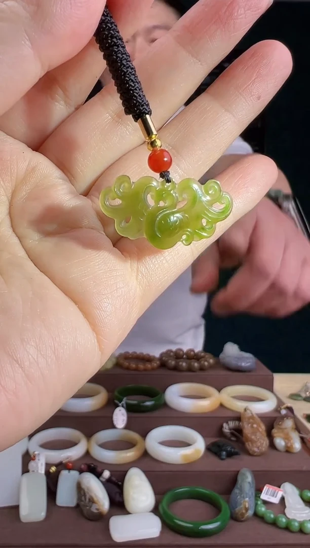 【闪购商品】和田玉颈饰未镶嵌ZZ 拍一发一 多样性发货