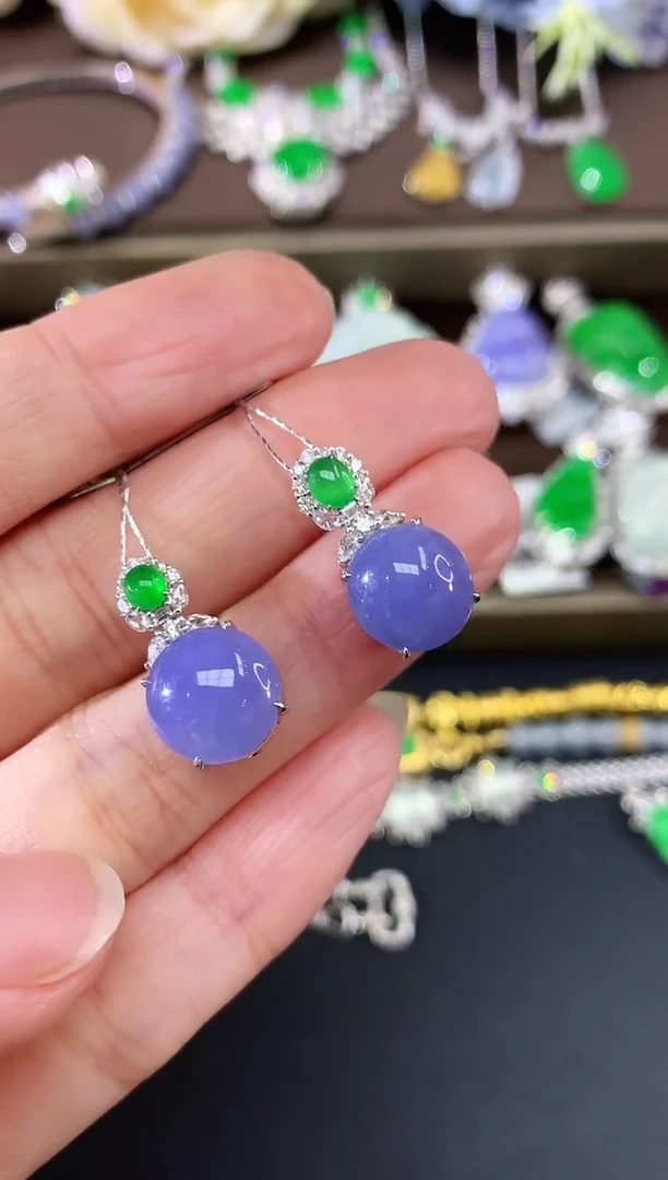 吊坠(不含链)18K金镶嵌翡翠184|15800多样性发其一