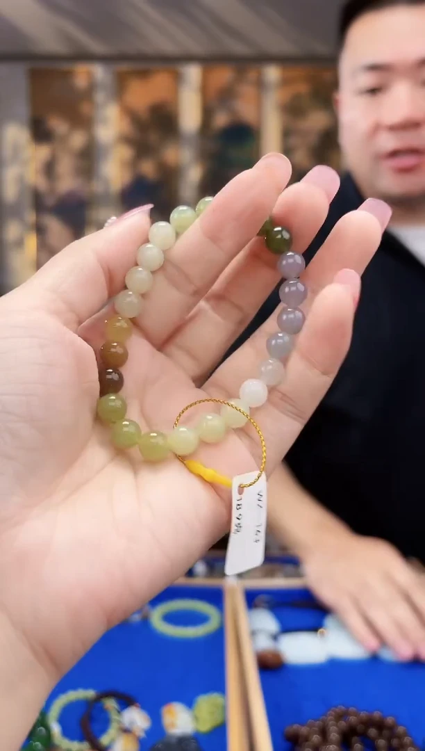 和田玉未镶嵌挂件拍一发一