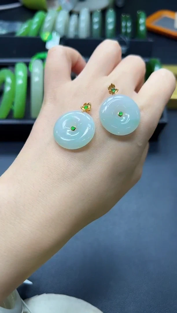 颈饰18K金镶嵌翡翠翡翠平安扣吊坠 KAJC1101-19