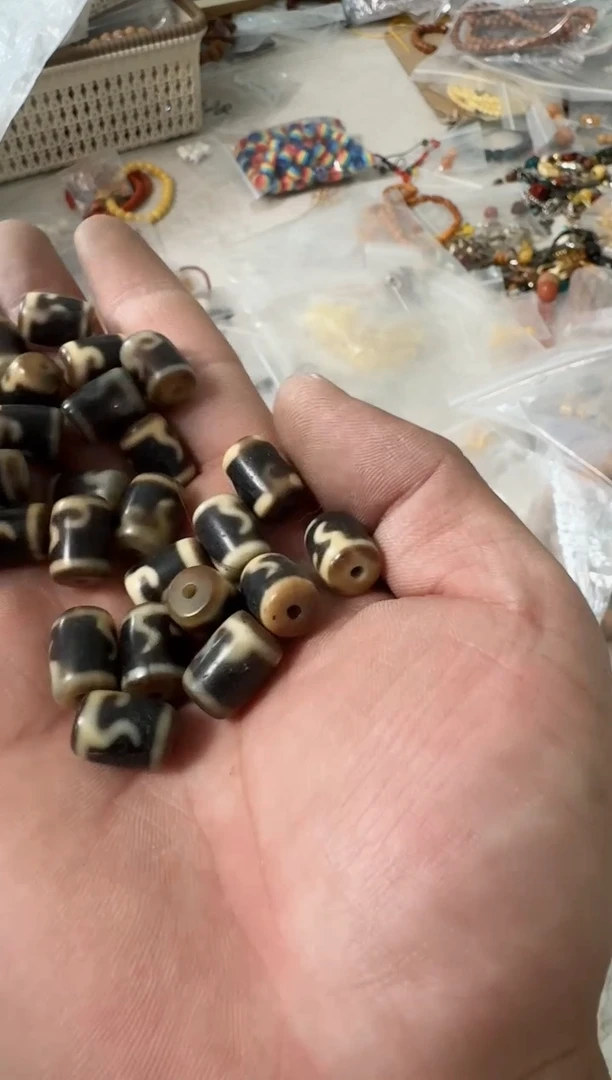 玛瑙/玉髓19K金镶嵌多样性发货发其中一个-9.8